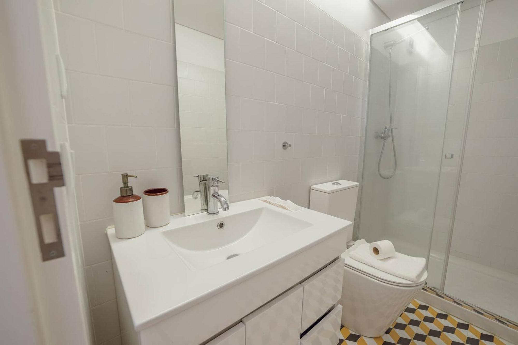 Cozy Almada By Hosty Apartment Porto Bagian luar foto