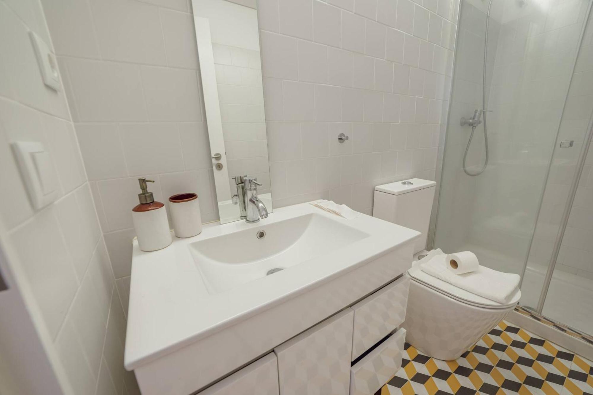 Cozy Almada By Hosty Apartment Porto Bagian luar foto